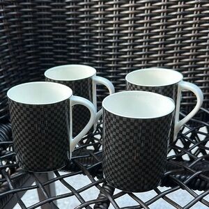 Mikasa Black and White Dining Mugs Set